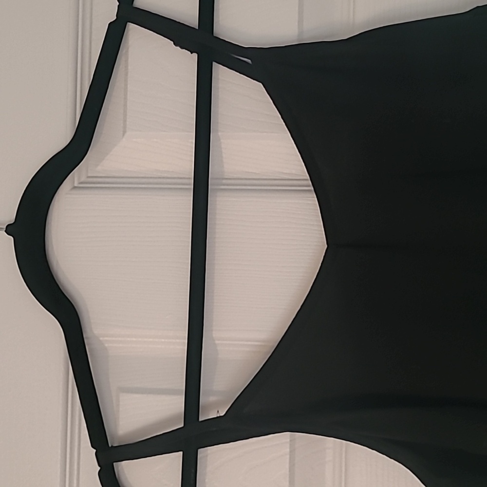 Torrid Tank - Picture 2 of 4
